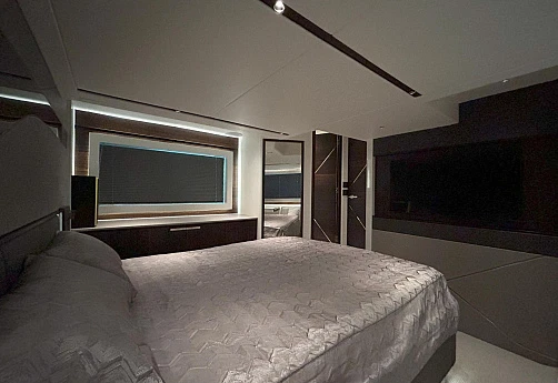 Яхта Sunseeker Predator 55 EVO 2021 14