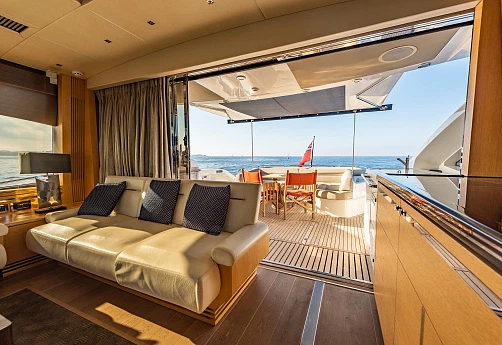 Яхта Sunseeker Predator 80 2014 13