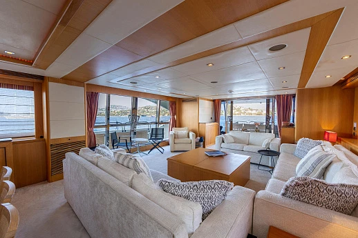 Sunseeker 34M yacht 2011 13