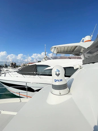 Моторная яхта Beneteau Swift Trawler 48 2023 8