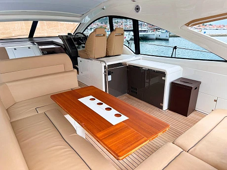 Яхта Fairline Targa 48 Open 2014 14