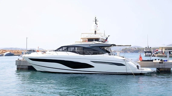 Яхта Princess V60 2018 1