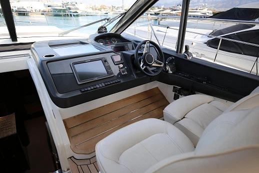 Princess V48 yacht 2016 3