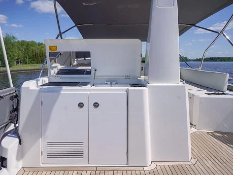 Яхта BENETEAU SWIFT TRAWLER 41 FLY 2022 5