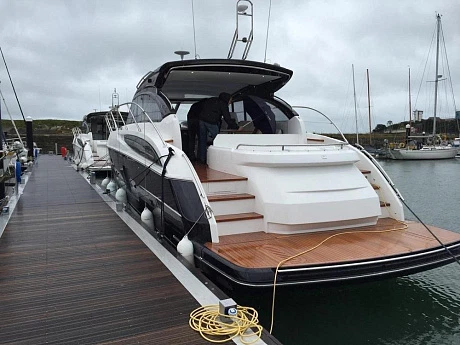 Яхта Princess V48 Open 2015 8