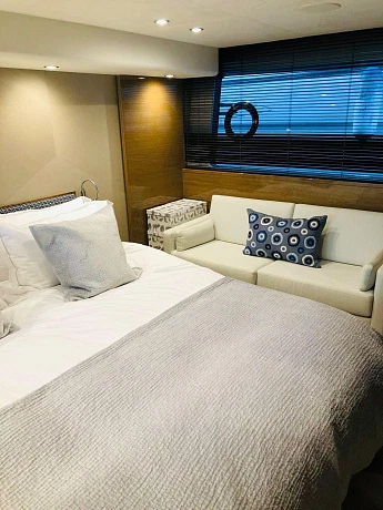 Яхта Princess P52 2016 10