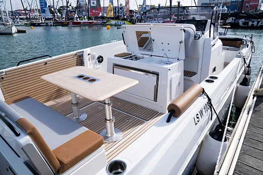 Яхта Beneteau Flyer 9 SPACEdeck  11