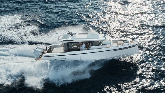 Saxdor 340 GTWA yacht  5