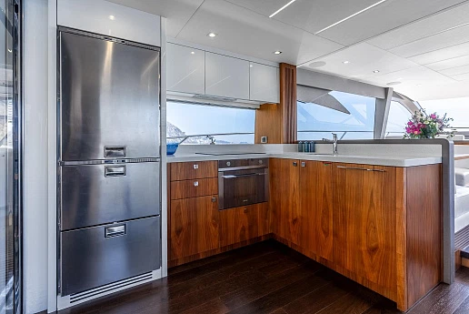 Яхта Sunseeker Manhattan 66 2018 14