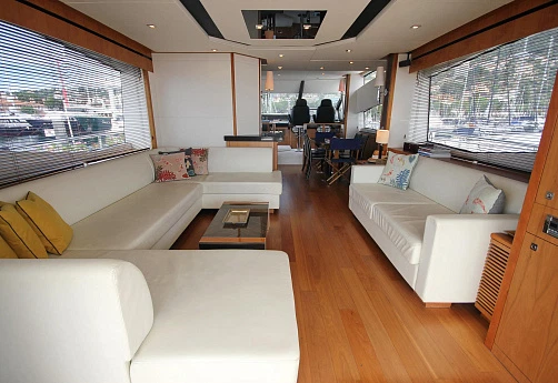 Яхта Sunseeker Manhattan 73 2012 15