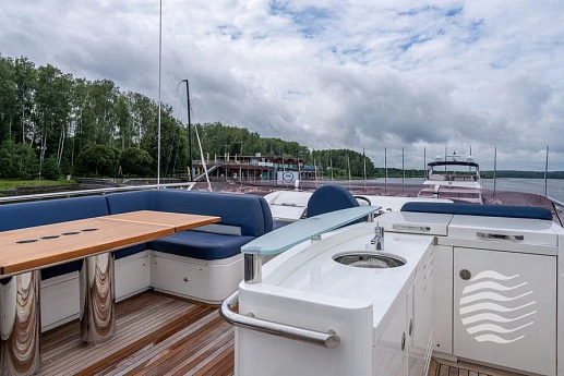 Яхта Princess 78MY 2010 10