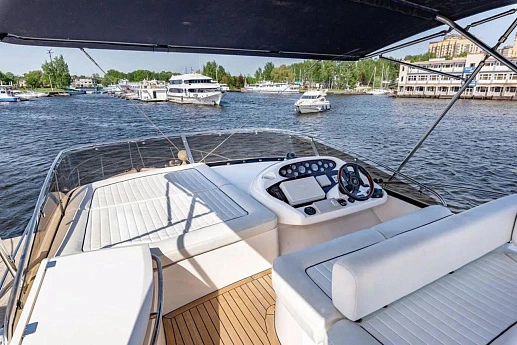 Sunseeker Manhattan 50 yacht 2006 4