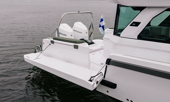 Яхта Axopar 38 XC Cross Cabin  2