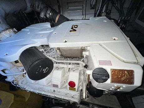 Яхта Sunseeker Predator 64 2011 15