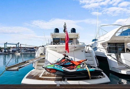 Яхта Sunseeker Predator 64 2011 6