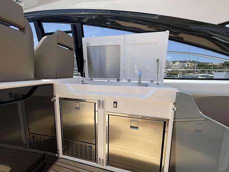 Fairline Targa 45 yacht 2024 15