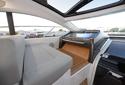 Sunseeker San Remo yacht 2014 4