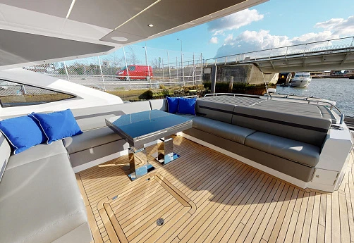 Sunseeker Predator 74 XPS yacht 2022 1