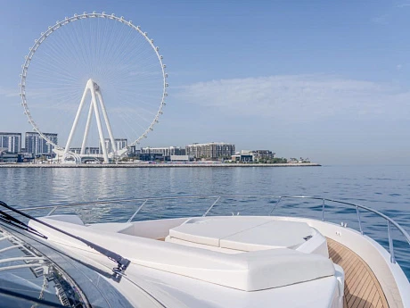 Majesty 65 yacht  10