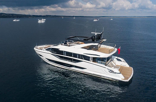 Яхта Sunseeker 90 Ocean 2022 11
