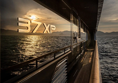 Яхта Numarine 37XP  6