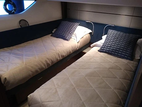 Princess S65 yacht 2019 10