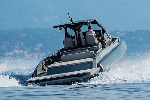 Rebel 40 yacht  5