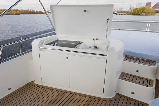 GALEON 640 FLY yacht 2009 17