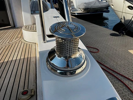 Windy 58 Zephyros yacht 2007 8