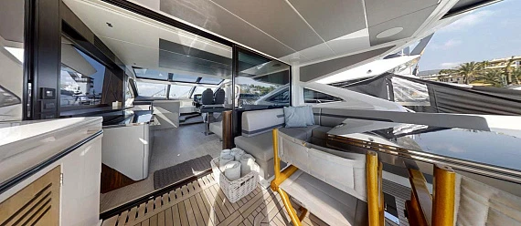 Sunseeker Predator 74 XPS yacht 2022 7