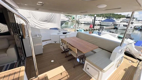 Azimut 66 yacht 2017 7