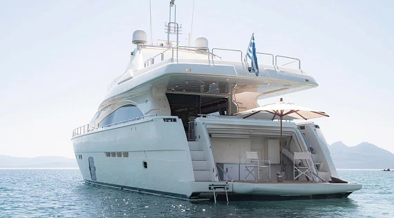 Яхта Ferretti 830 2006 2