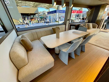 Яхта Azimut Fly 72 2023 14