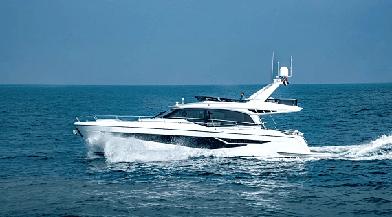 Majesty 60 yacht  1
