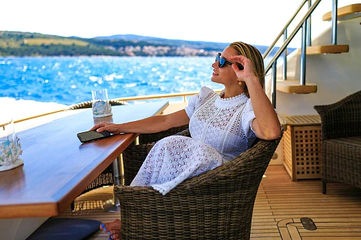 Fairline Squadron 78 Custom yacht 2013 11