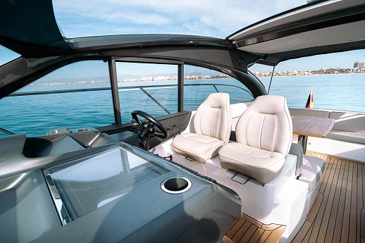 Princess V48 Open yacht 2016 11