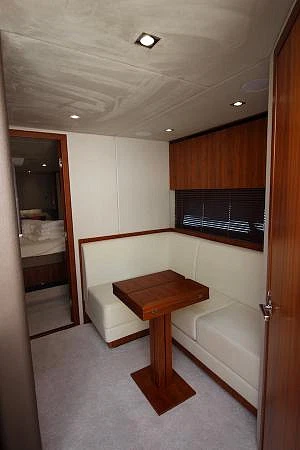 Яхта Sunseeker Predator 57 2015 10