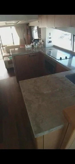 Sunseeker Manhattan 63 yacht 2012 12