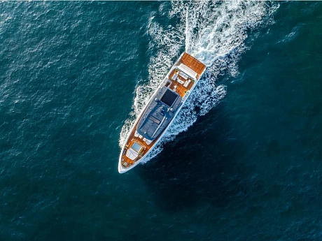 Majesty 100 Terrace yacht  1