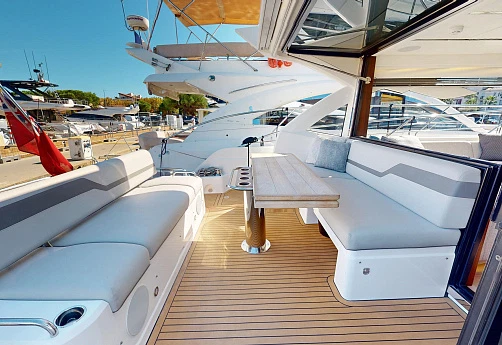 Яхта Sunseeker Predator 55 EVO 2021 4