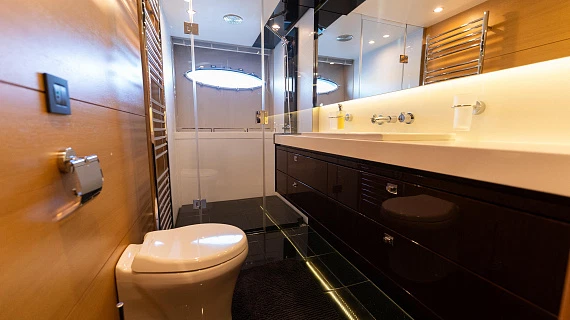 Яхта Princess V72 2012 14