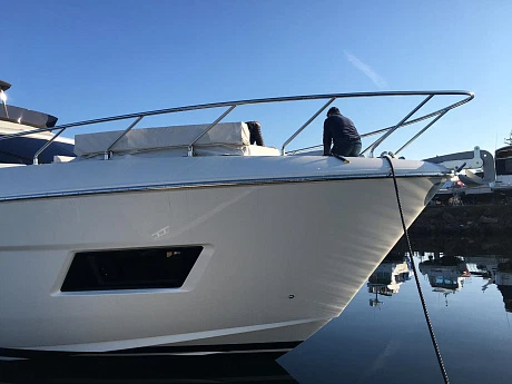Яхта Ferretti 670 2018 10