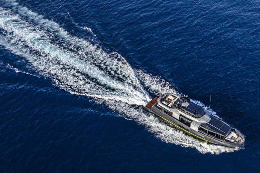 Яхта ARCADIA 105  3