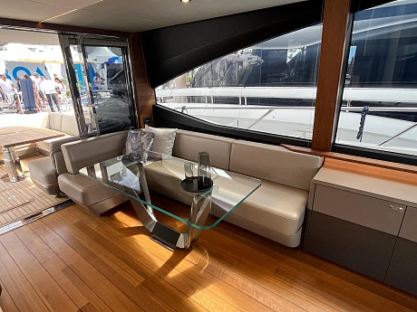 Яхта Princess S78 2021 12