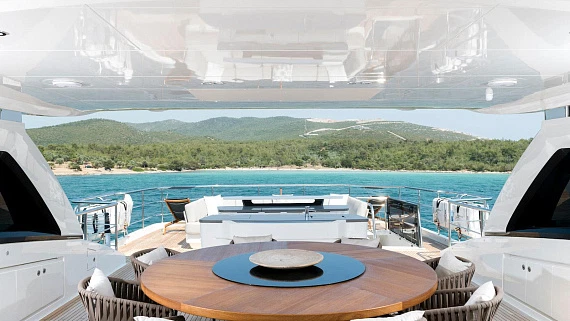 Яхта Princess 35 2015 8