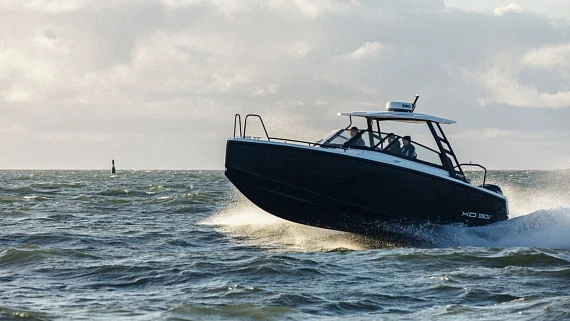 Яхта XO DSCVR 9 T-TOP 2024 6