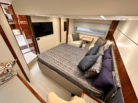 Яхта Sunseeker Predator 50 2021 5