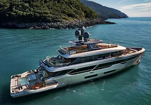 Яхта Benetti Oasis 40M  2