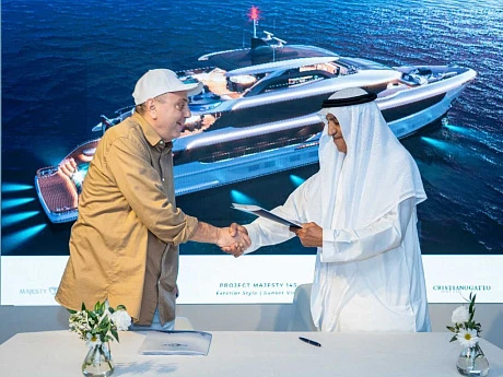 Majesty Yachts объявила о продаже первой суперъяхты Majesty 145
