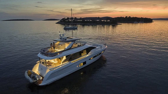 Яхта Azimut 78 2022 10